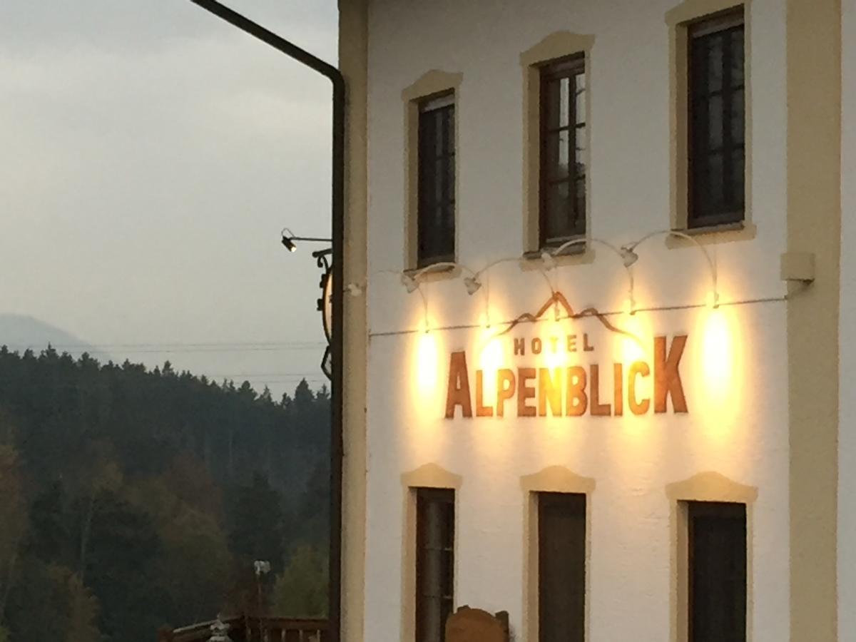 Hotel Alpenblick Riedering Eksteriør bilde